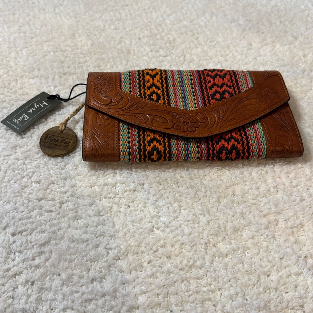 Myra bag wallet